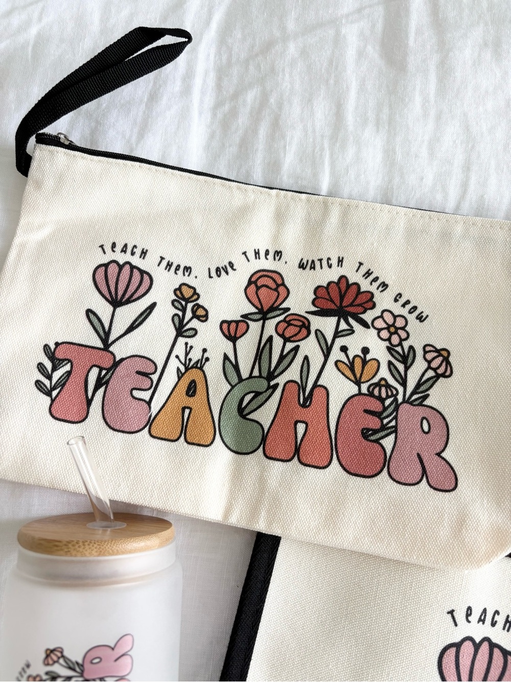 Teacher Accessories Bundle - Picture 3 of 5